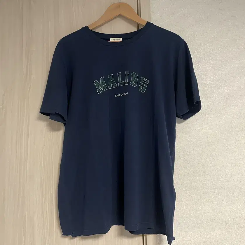 90s イヴサンローラン リネン100% Tシャツ 金糸パイピング 福助製 Shop 입생로랑셔츠M on Bunjang Global Site - No more Korean
