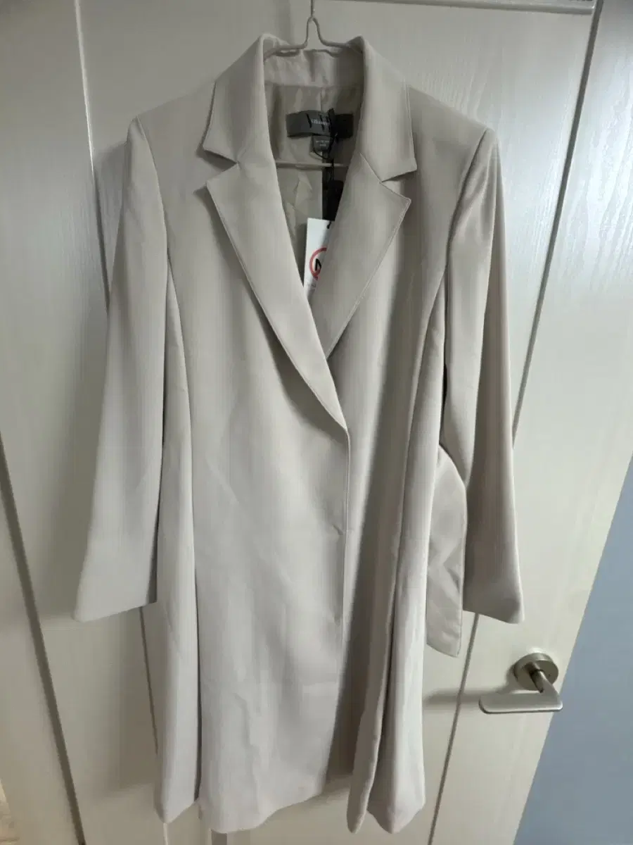 Vera Wang Ivory Coat