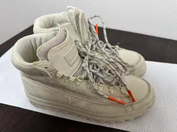 컨버스 x 파리아 파르자네 신발