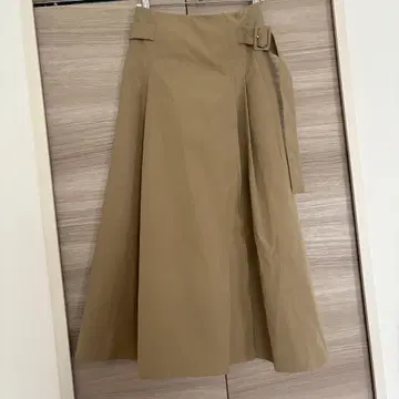 빔즈 베이지 스커트 허리 벨트 포함