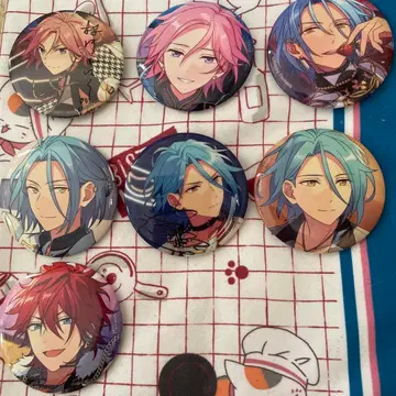 앙스타 크레비 캔뱃지 세트