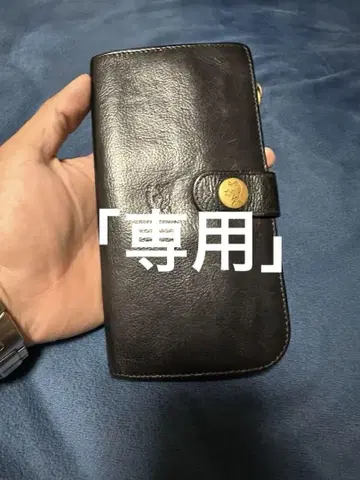 Il bisonte 블랙 가죽 장지갑 단추식