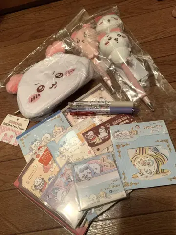치이카와 문구 세트 프릭션 하치와레 가니 치이카와 마스코트 펜