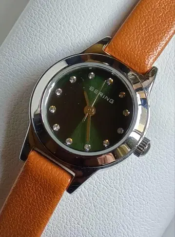 재가격 인하! BERLING 베이링 여성용 손목시계 작동 제품