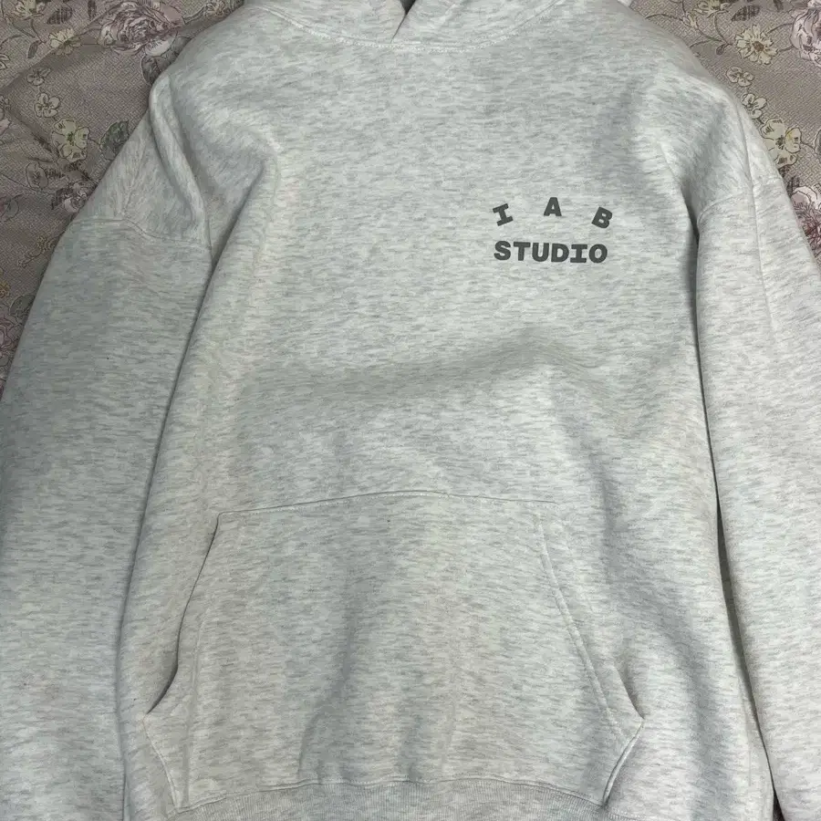 【IAB STUDIO】 IAB Studio Hoodie / Dual Gray IAB STUDIO 24' Light Gray Hoodie (GRAY)' | Kgifts.shop