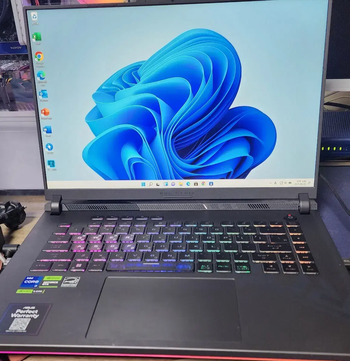 Asus rog strix 4060 노트북