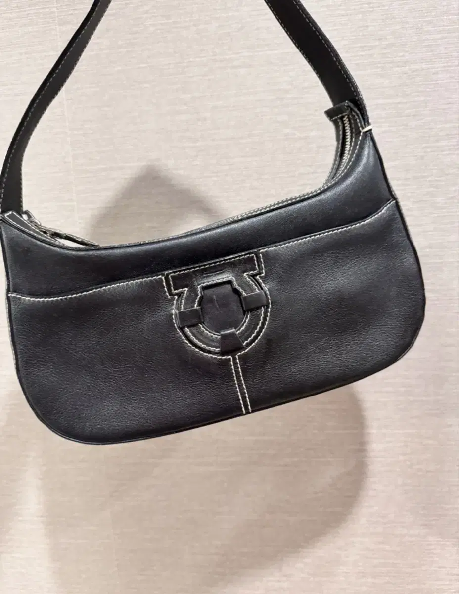 [Authentic] Vintage Ferragamo Shoulder Bag