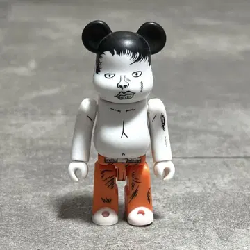BE@RBRICK 쓰게 요시하루 [즉시 발송, 배송비 포함]