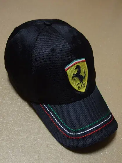 Ferrari Cap F 2580