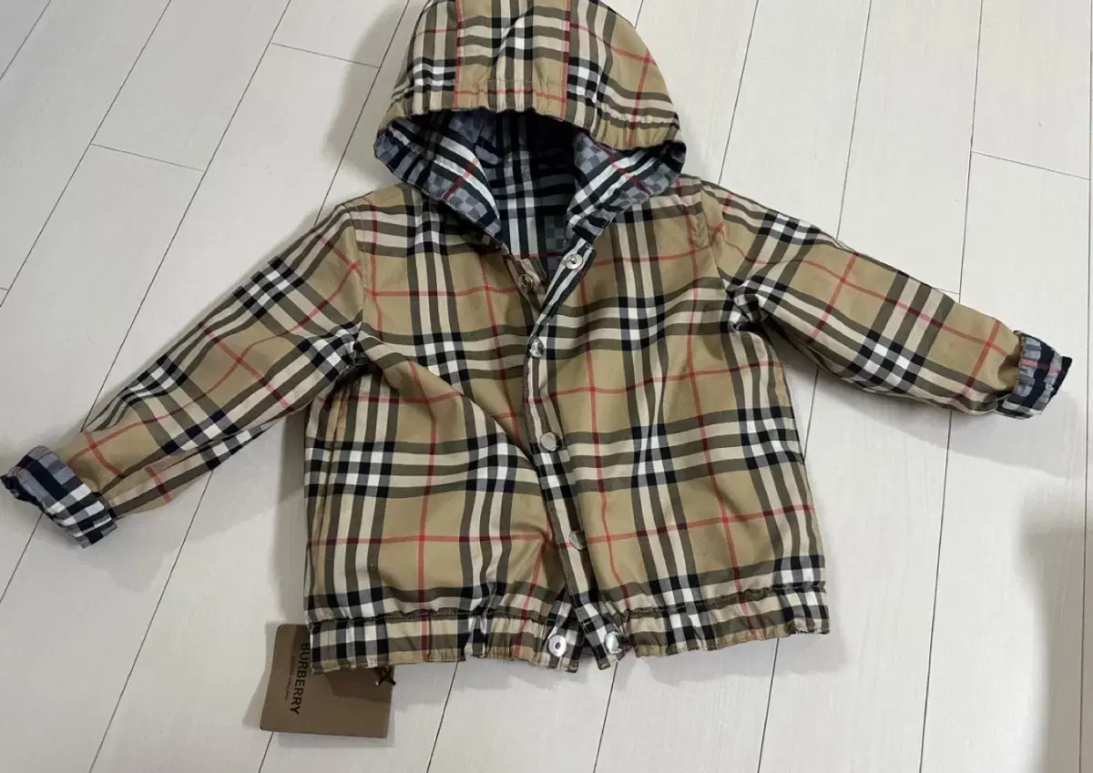 Burberry Kids Check Reversible Windbreaker 2y
