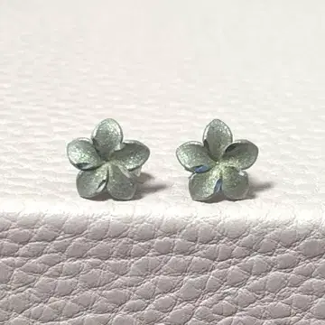 플루메리아 실버 직경 1cm 귀걸이 와일레아