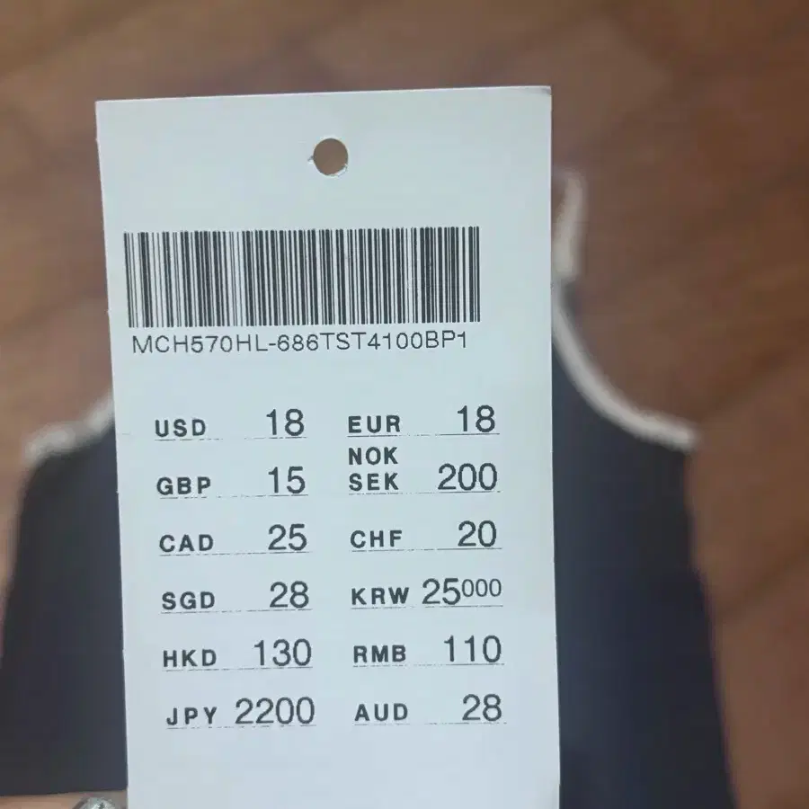 Brandy Melville Navy Lay Lace Tank Top #브랜디멜빌,#나시,#글로니,#자라,#에이치엔엠 on  Bunjang Global Site.