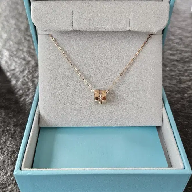 ◆STONEHENgE◆ silver pearl necklace SA24D05E Sterling Silver Stonehenge Pendant - small – Evie Spicer