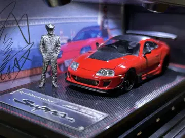 ignition model 도요타 수프라 피규어 포함