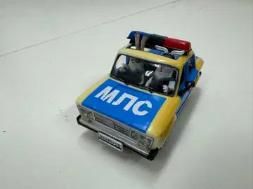 우사비치 민경 풀백카