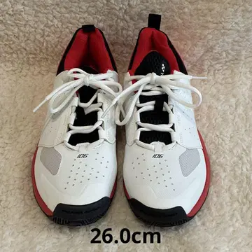 할인] 미사용 새상품 YONEX 테니스화 파워 쿠션 106