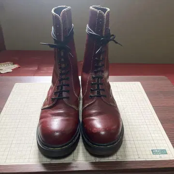 닥터 마틴 12홀 토미 잉글랜드제