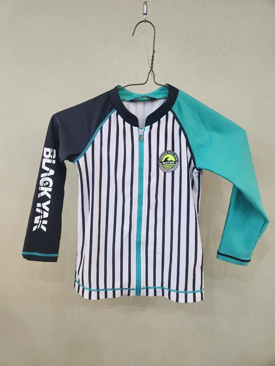 Blackyak Kids 120 Zip-Up Rash Guard Swimsuit