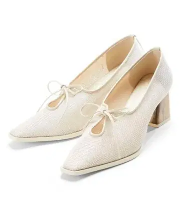 COCODEAL 메쉬 펌프스 화이트