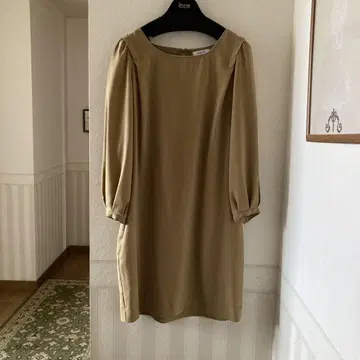 NUEVIS 무릎 기장 원피스