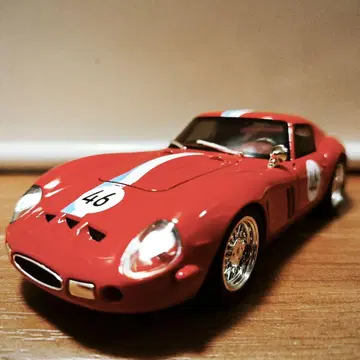 페라리 250 GTO 레드 1/32 스케일