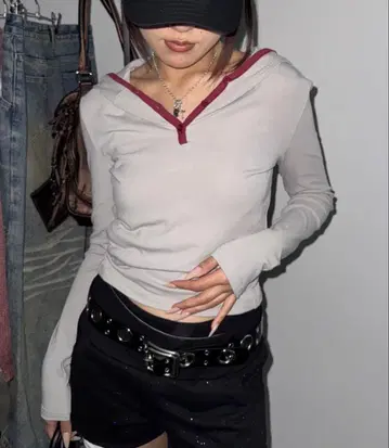 SHAGGIE 후드 부착 롱 슬리브 플라이 스톱