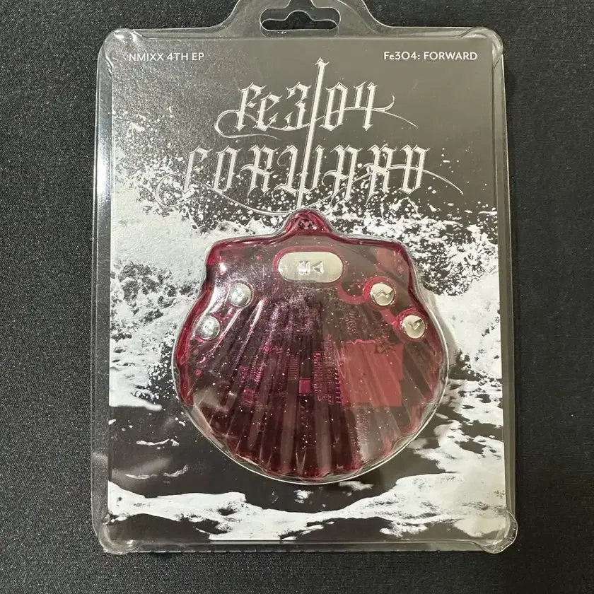 Amazon.com: NMIXX Fe3O4: FORWARD Shell Ver. Album, 4th EP