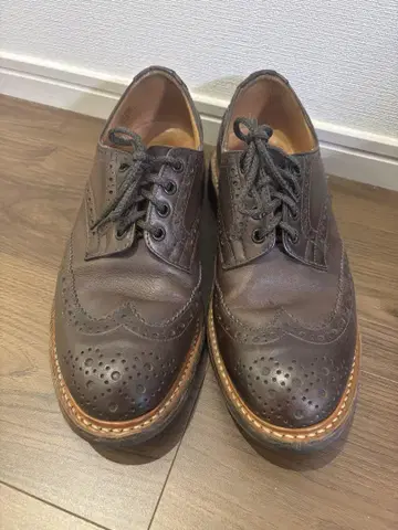 Tricker's 신발 사이즈 8