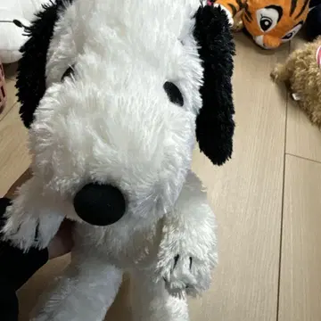스누피 봉제 인형 빨간 목걸이 포함