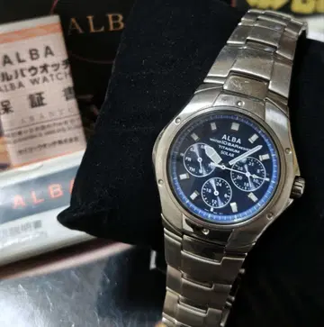 세이코 ALBA 티타늄 솔라 다기능 쿼츠 작동 중 부속물 포함