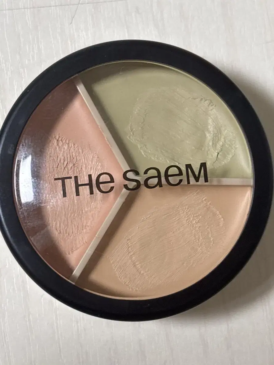 The Saem Triple Pot Concealer No. 1