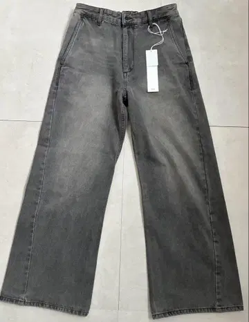 CURVED FLARE DENIM SLACKS 그레이 L 사이즈