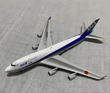 1/400 ANA B747-400 JA8097 다이캐스트 모델