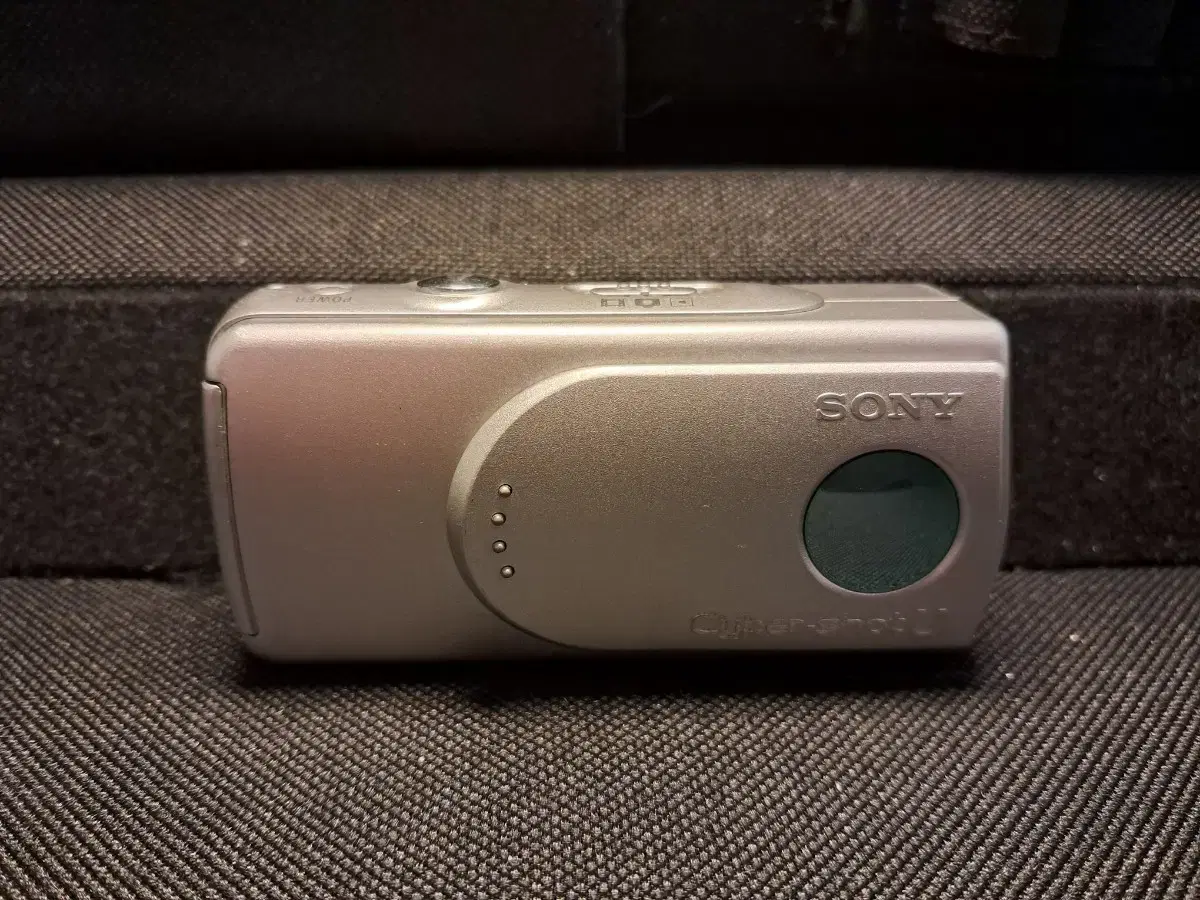 소니 DSC-U30
