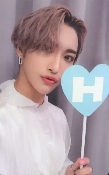 ATEEZ 성화 2주년 기념 온라인 콘서트