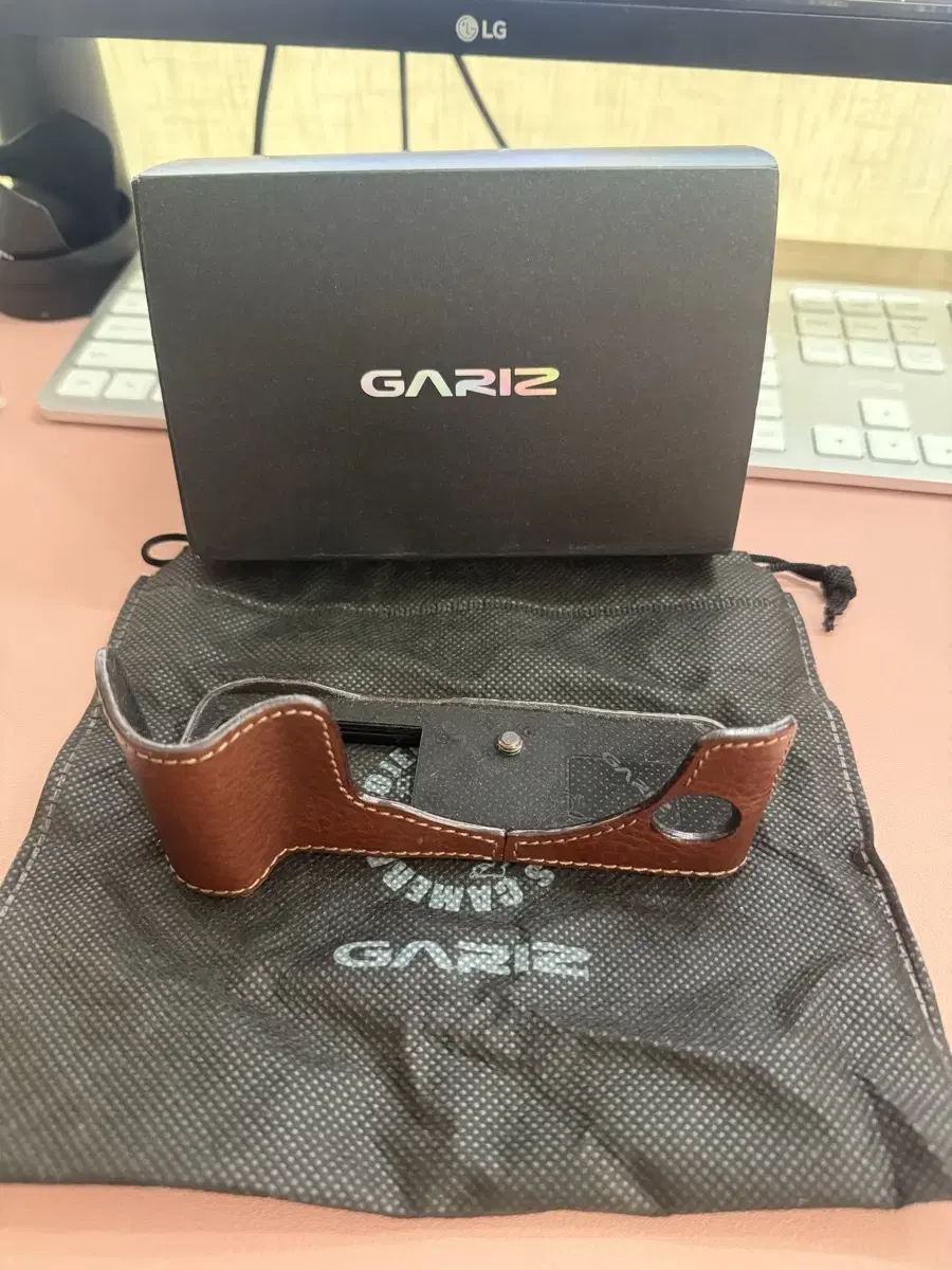 GARIZ Liz X-T4 Natural Leather Case Brown