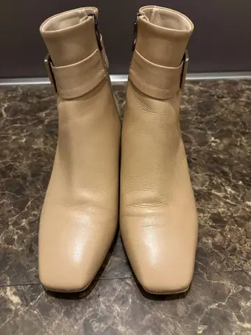 다이애나 숏부츠
