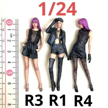 완제품 1/24 R3 R1 R4 피규어 3개 미니카 1/64보다 큽니다.