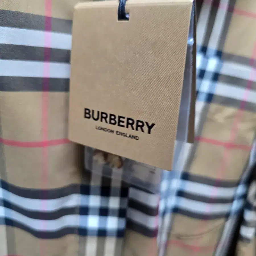 BURBERRY 버버리 Burberry IVERY Women's Checkered Shirt #버버리
