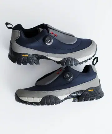 pg INTERCEPTOR 다이얼 스니커즈 40