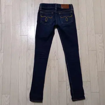 MOUSSY Rebirth SKINNY 마우지 스키니 데님 팬츠