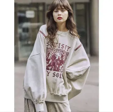 jouetie 프린트 오버 사이즈 트레이닝복