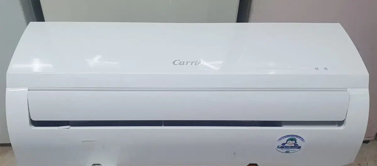 Carrier 2in1 Wall-mounted only. AMC06VGH Unused product
