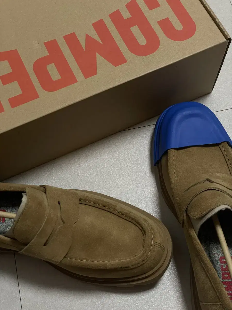 [44] Camper Junction Loafer Brown