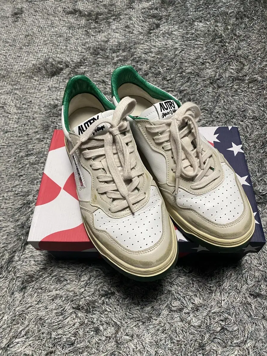 Autry Super Vintage Medalist 42