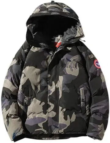 카모플라주 후드 부착 다운 자켓