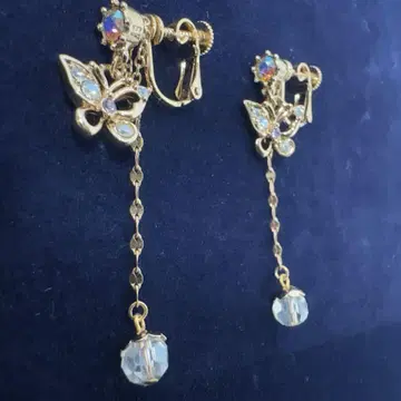 ANNA SUI 안나수이 버터플라이 모티브 귀찌 골드
