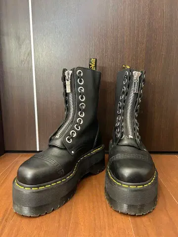 닥터 마틴 싱클레어 하이 맥스