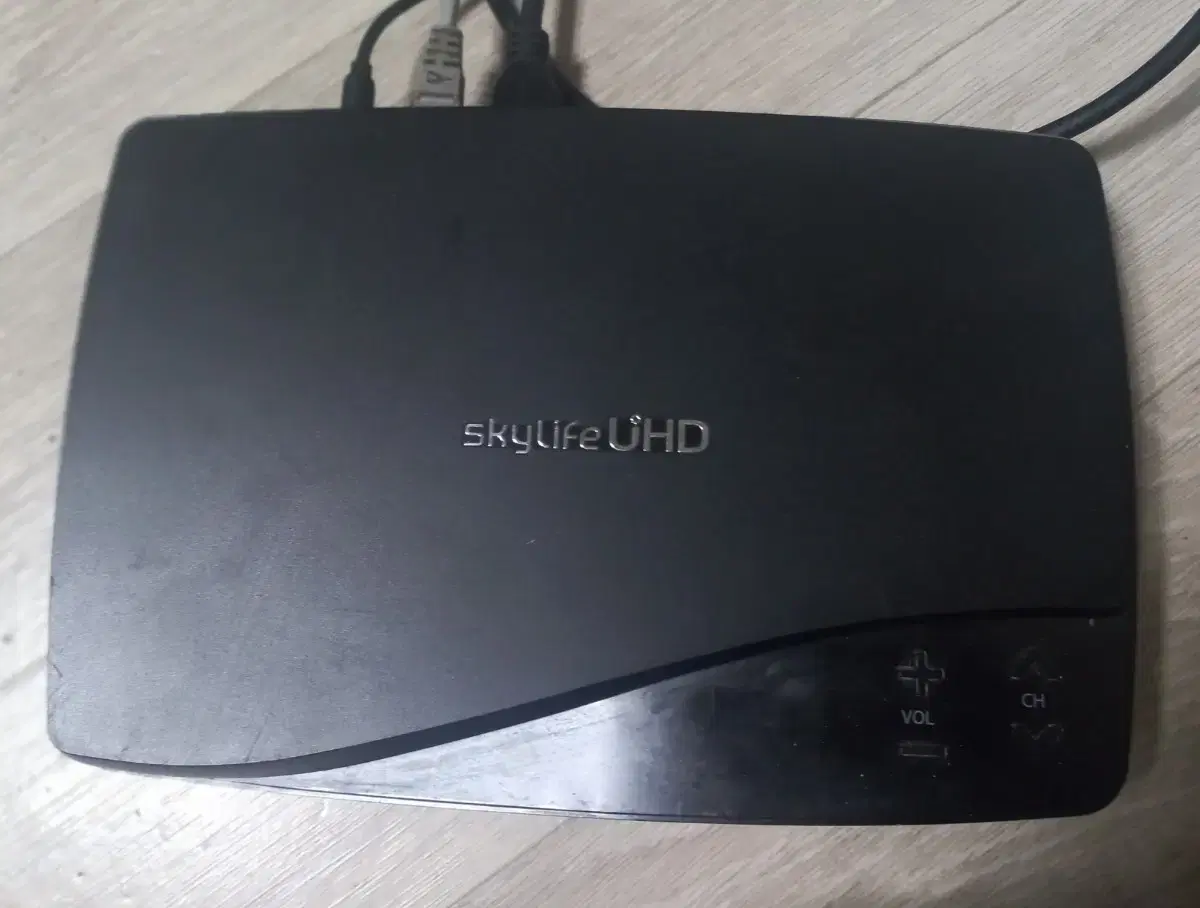 SKYLIFE UHD Android TV Set-Top Box (for parts)