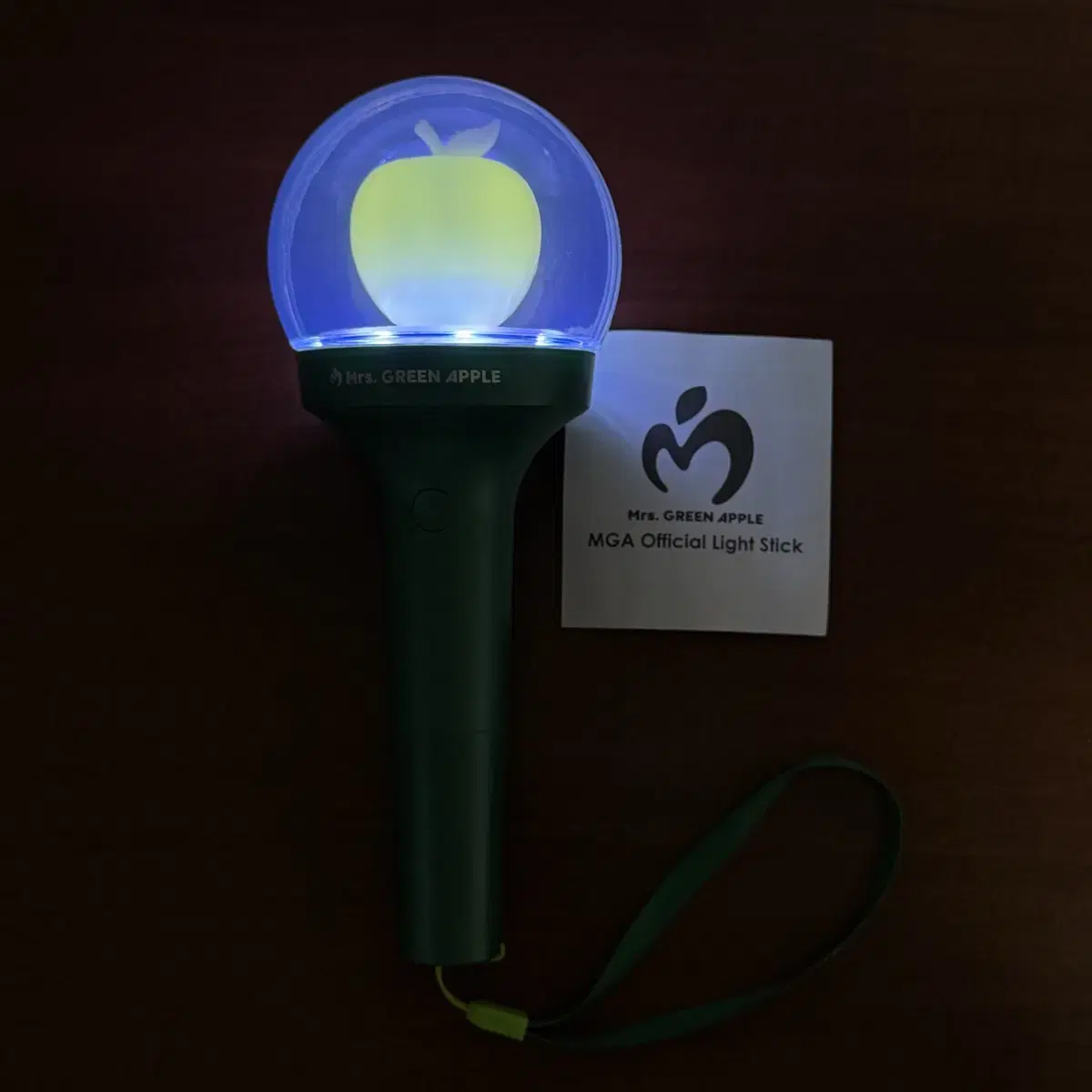 ミュージシャン Mrs. GREEN APPLE MGA Official LightStick MGA Official Light Stick – Mrs. GREEN APPLE OFFICIAL STORE